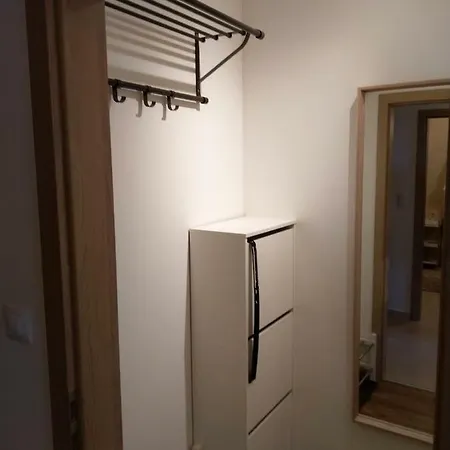 Apartment In Near Hockey Stadium And City Center